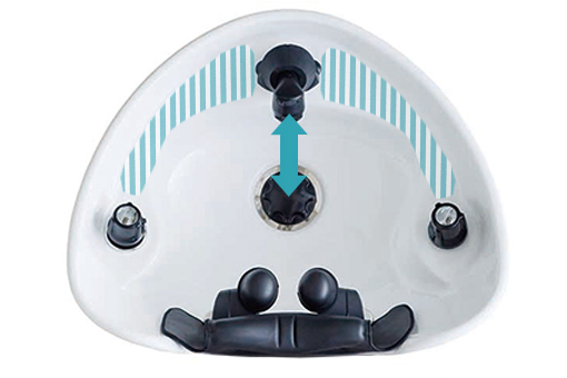 シャワーヘッドと頭部が適度な距離感