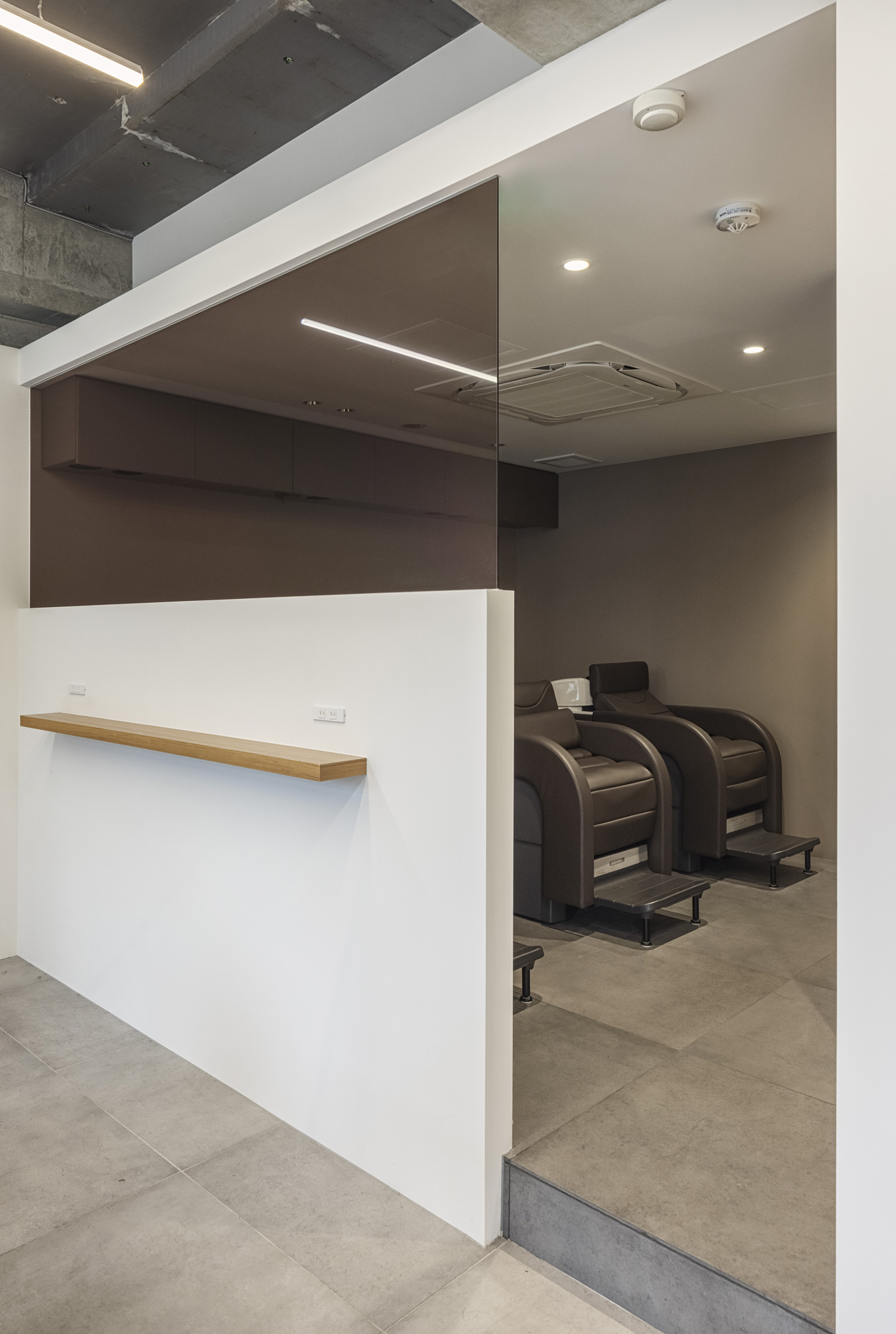 シャンプーブース