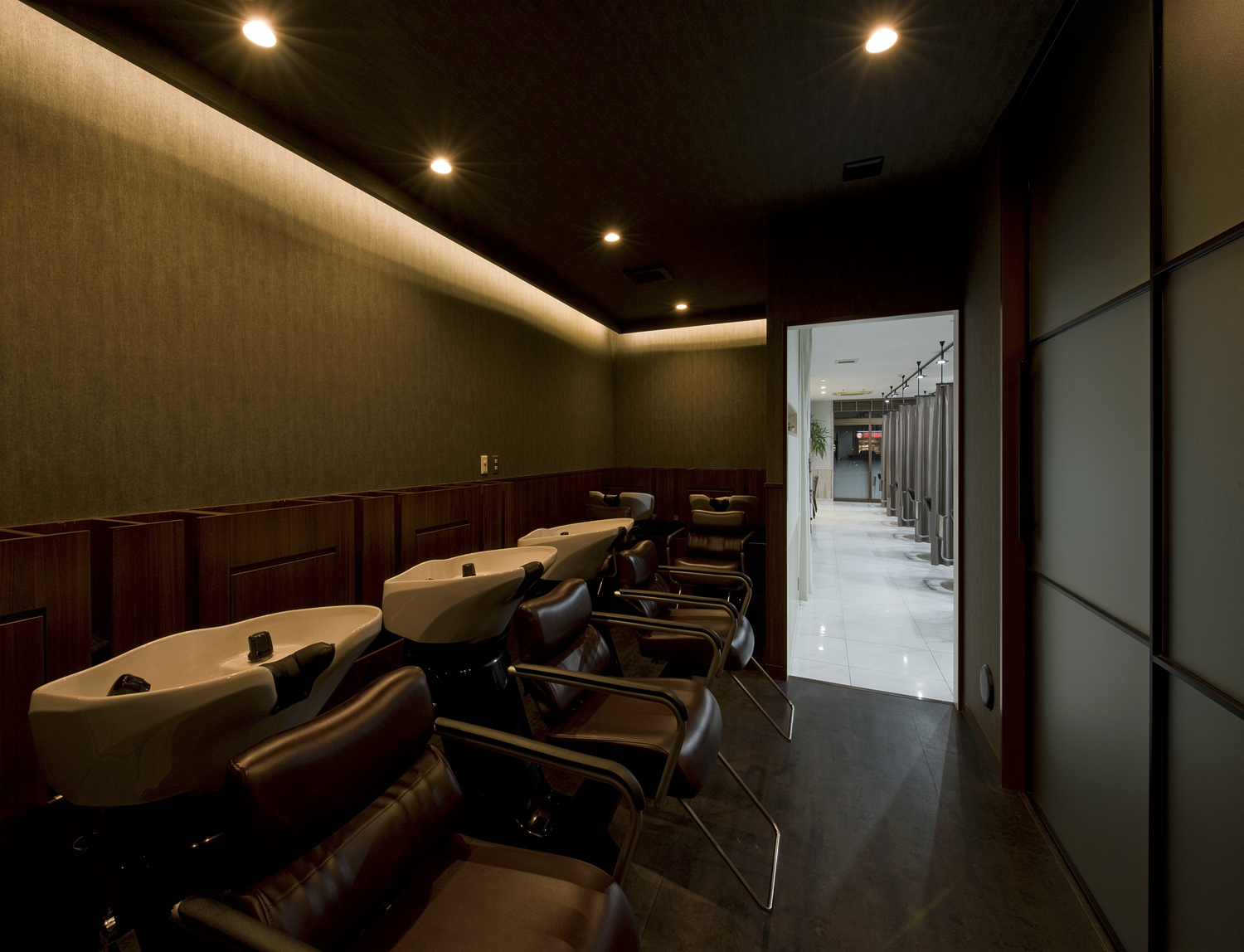 シャンプーブース