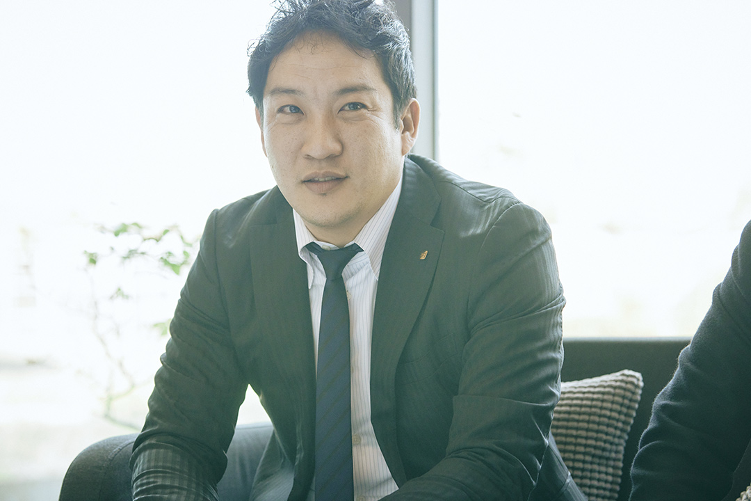 タカラベルモント営業担当　細谷賢志朗